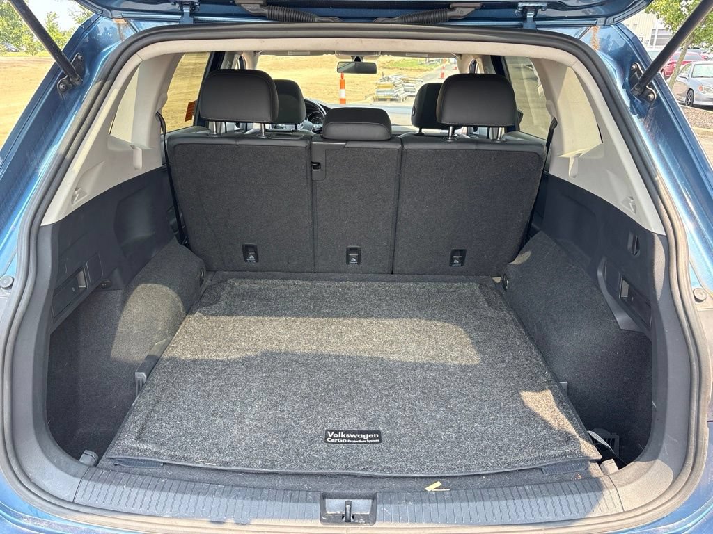 Used 2019 Volkswagen Tiguan SEL AWD/4WD image 11