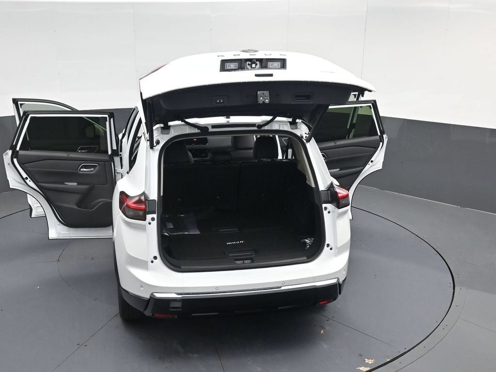 New 2026 Nissan Rogue Platinum w/ Tech Package AWD/4WD image 57