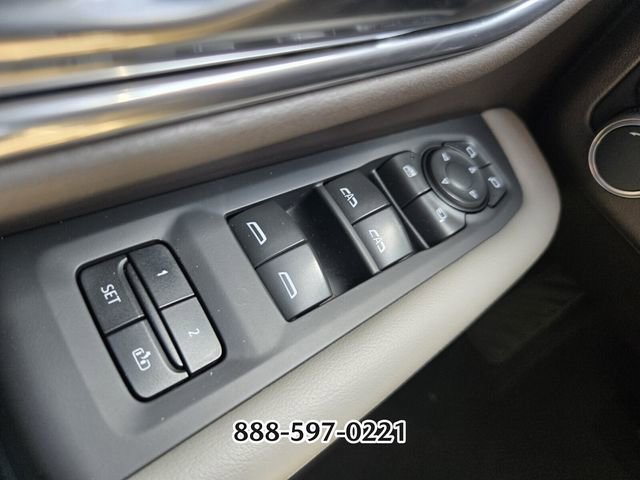 Used 2021 GMC Yukon XL SLT w/ SLT Luxury Plus Package image 31