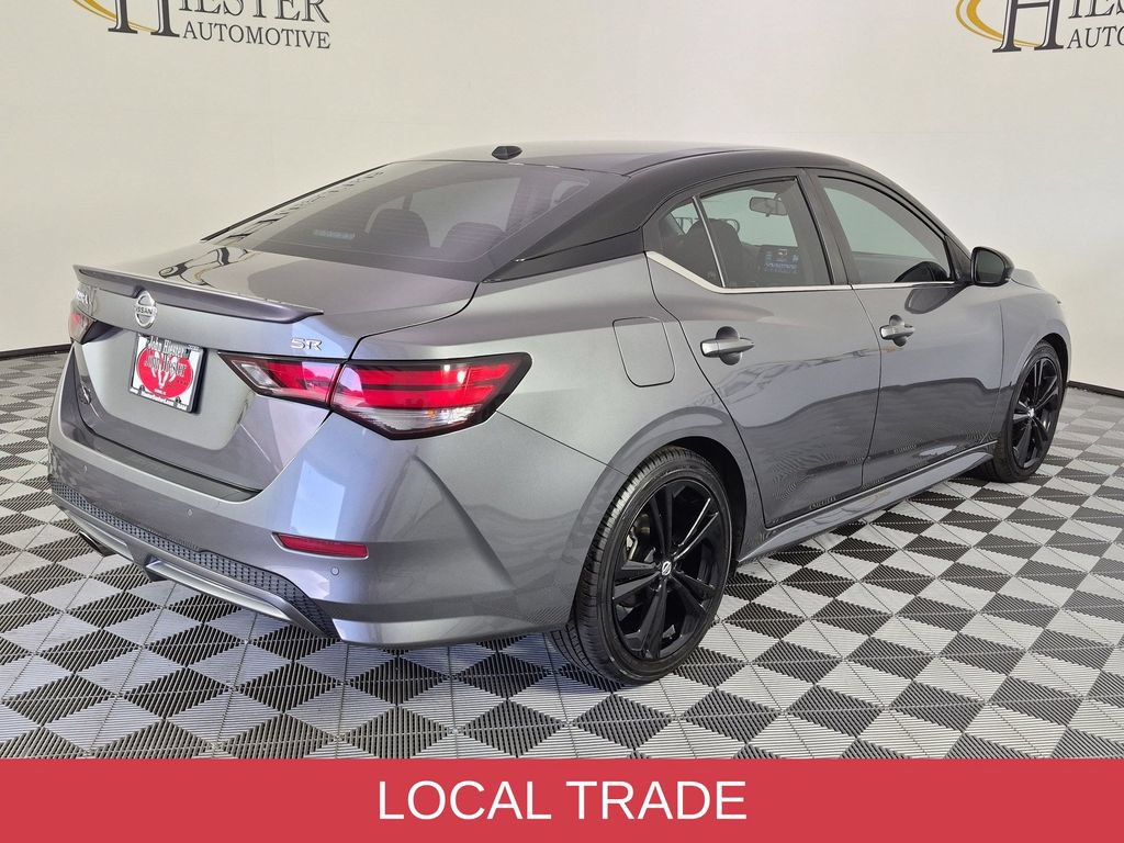 Used 2022 Nissan Sentra SR w/ Trunk Package FWD image 4