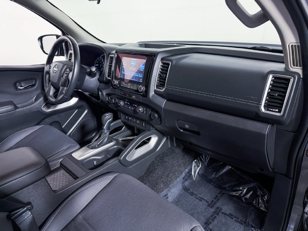Certified 2024 Nissan Frontier SV w/ Technology Package AWD/4WD image 14