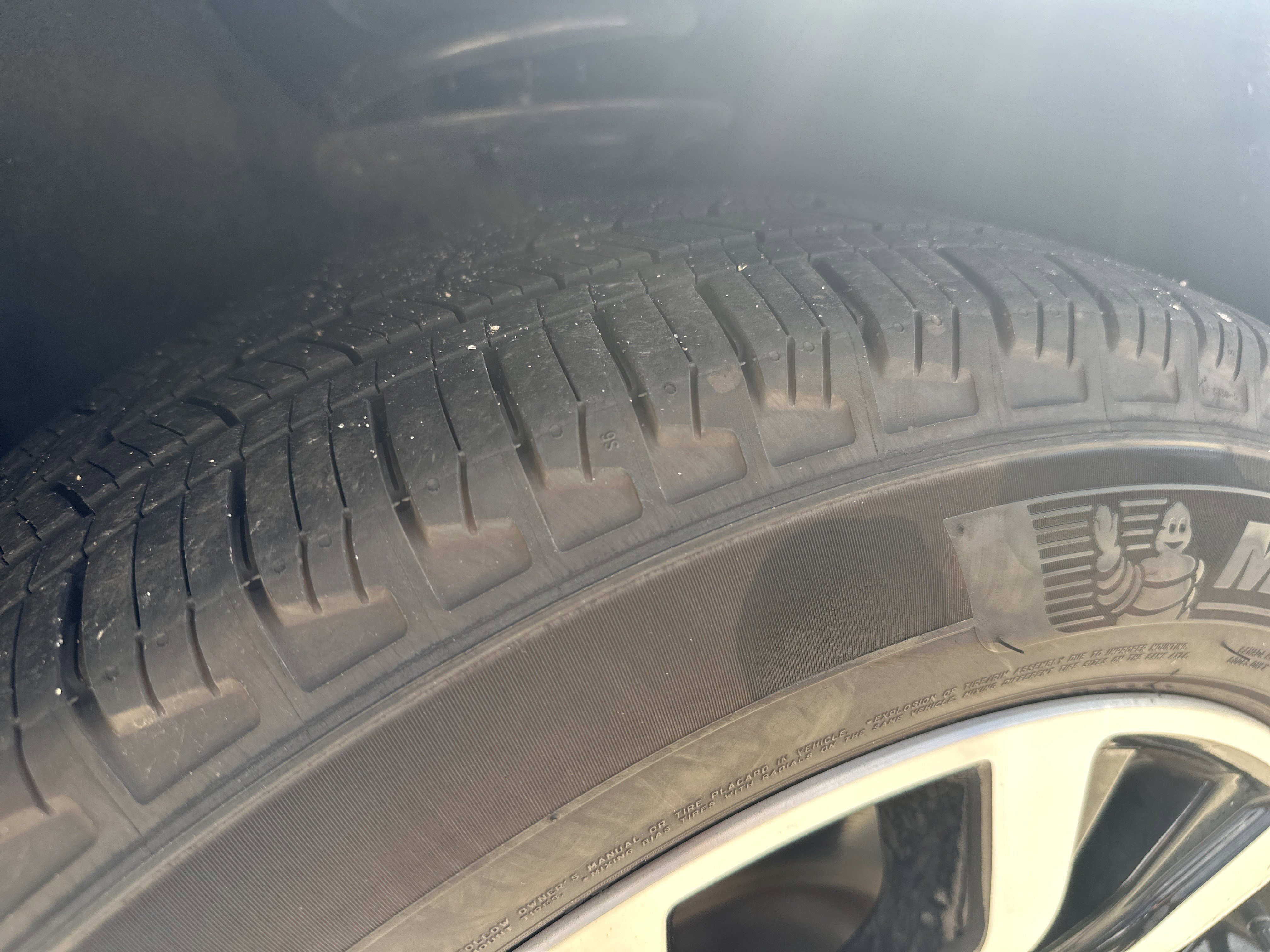 Used 2025 Ford Explorer ST-Line AWD/4WD image 30
