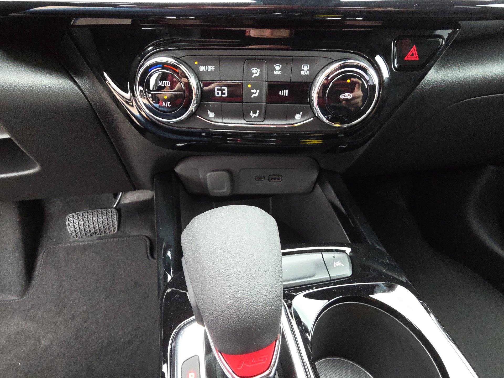 New 2026 Chevrolet Trax RS w/ Driver Confidence Package image 23