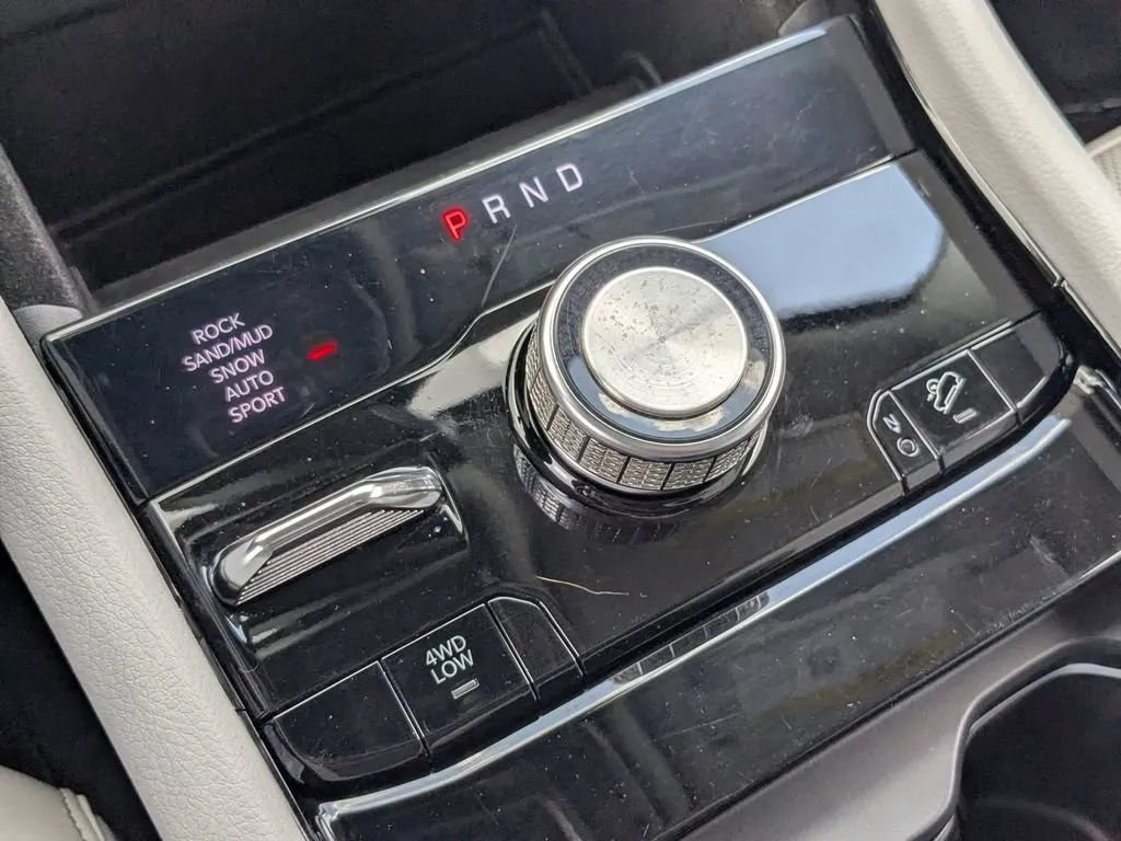 Used 2021 Jeep Grand Cherokee L Overland AWD/4WD image 30