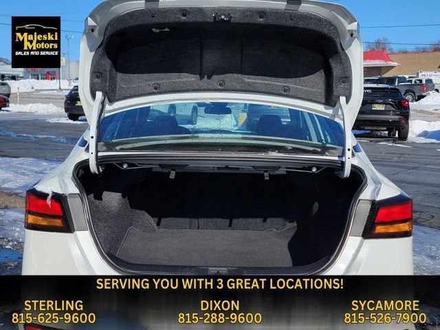Used 2024 Nissan Altima 2.5 SV image 17