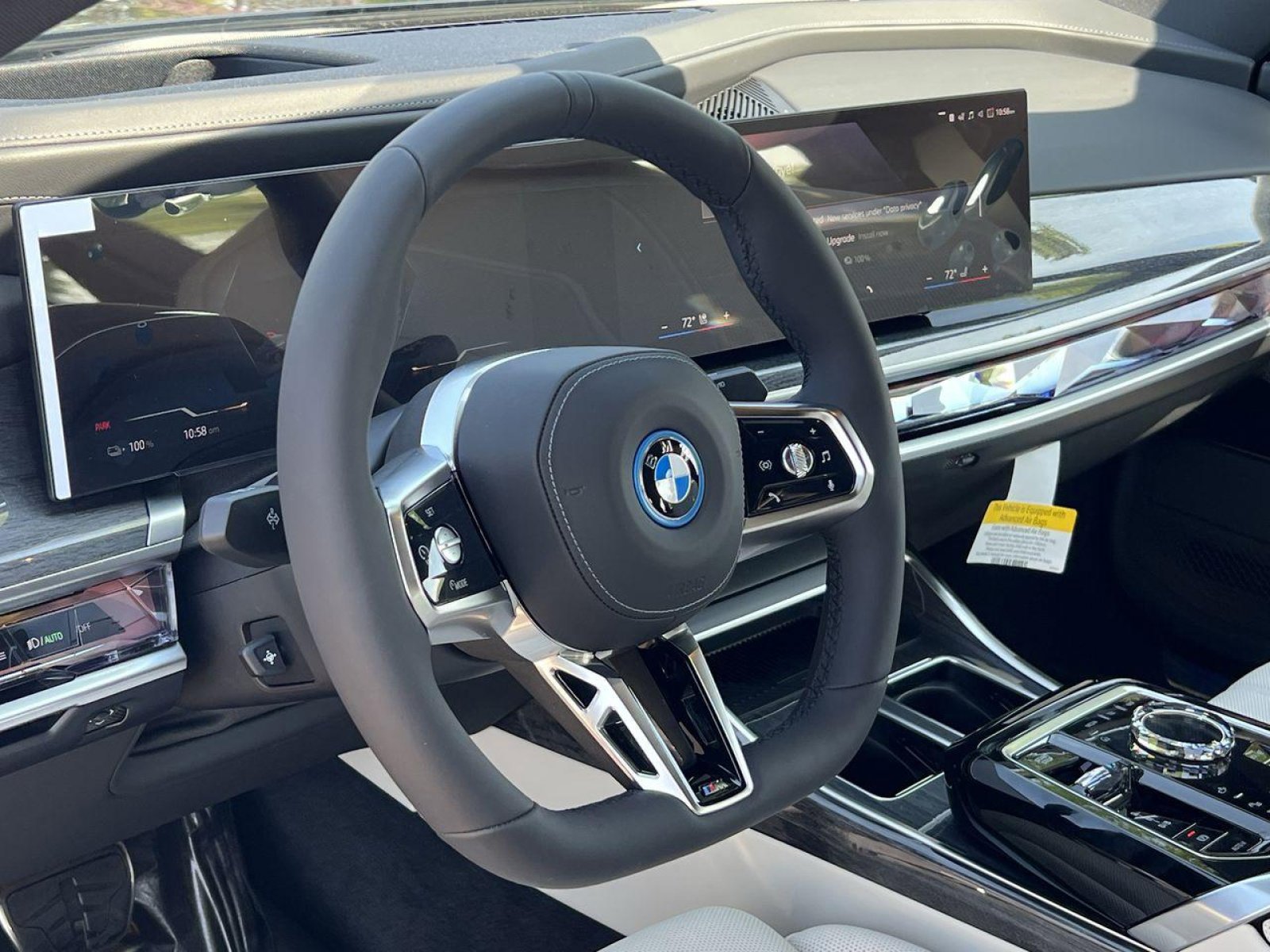 New 2025 BMW i7 eDrive50 w/ Executive Package image 13
