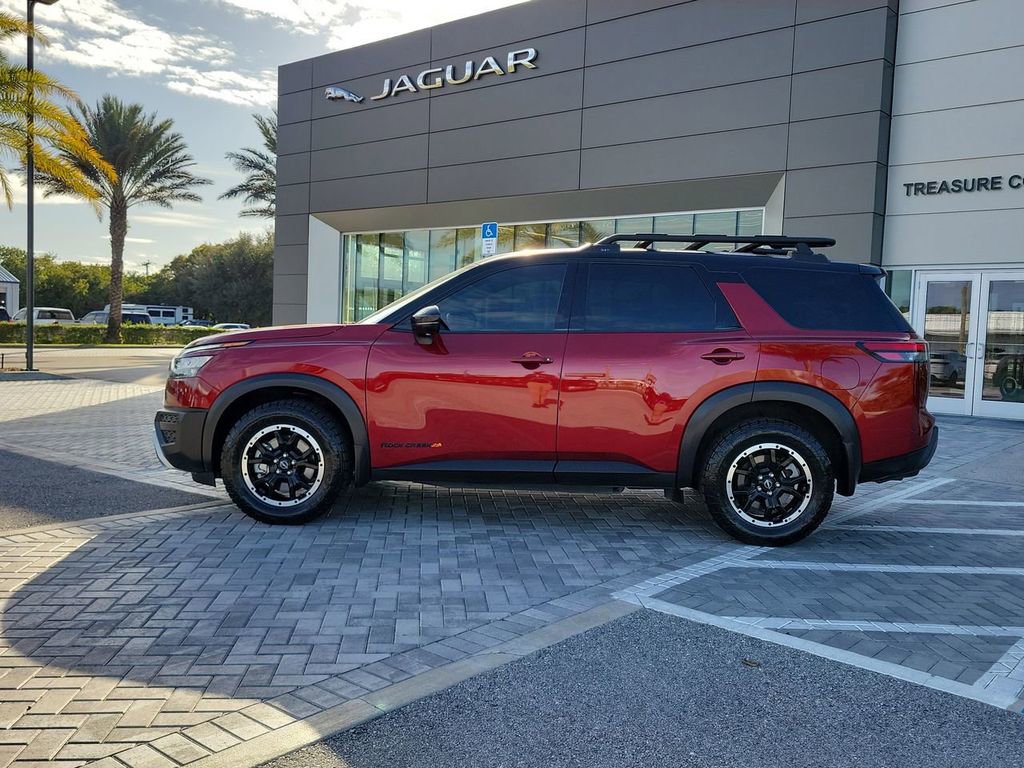 Used 2025 Nissan Pathfinder Rock Creek image 2