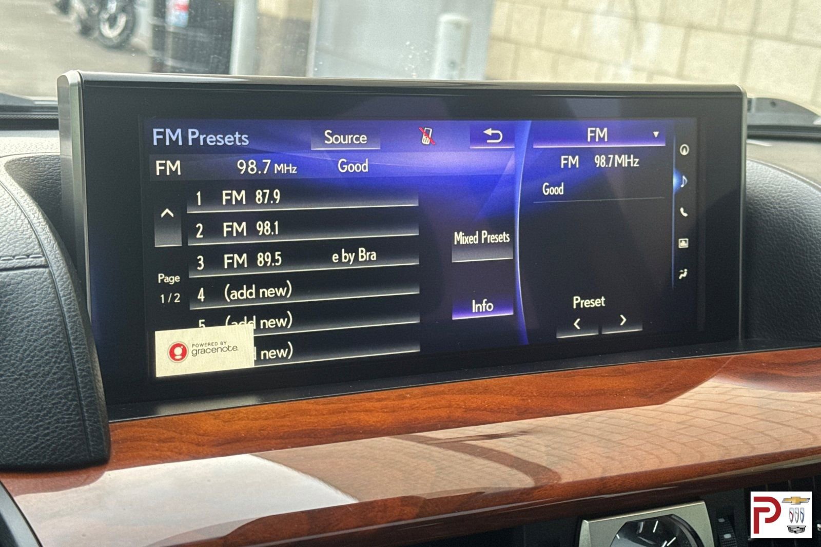 Used 2019 Lexus LX 570 4WD w/ Luxury Package image 25