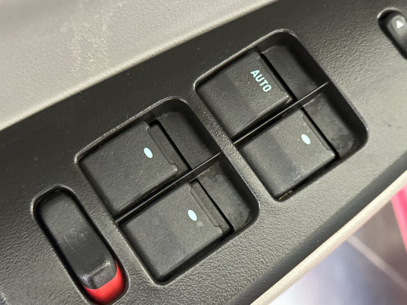 Used 2014 Chevrolet Impala LTZ FWD image 14