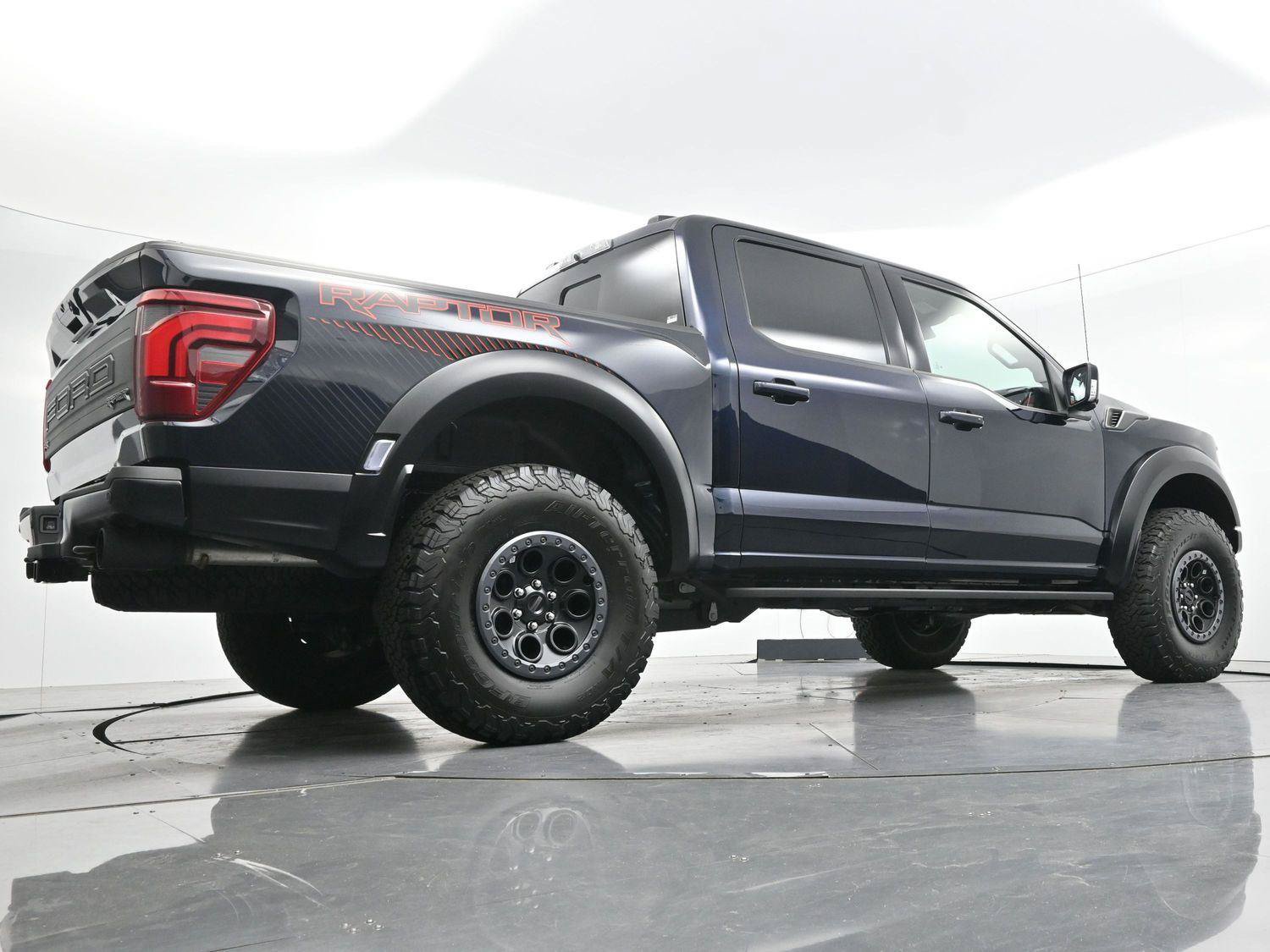 Used 2025 Ford F150 Raptor AWD/4WD image 62
