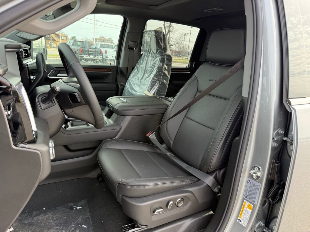 New 2026 GMC Sierra 3500 Denali w/ Denali Reserve Package image 15