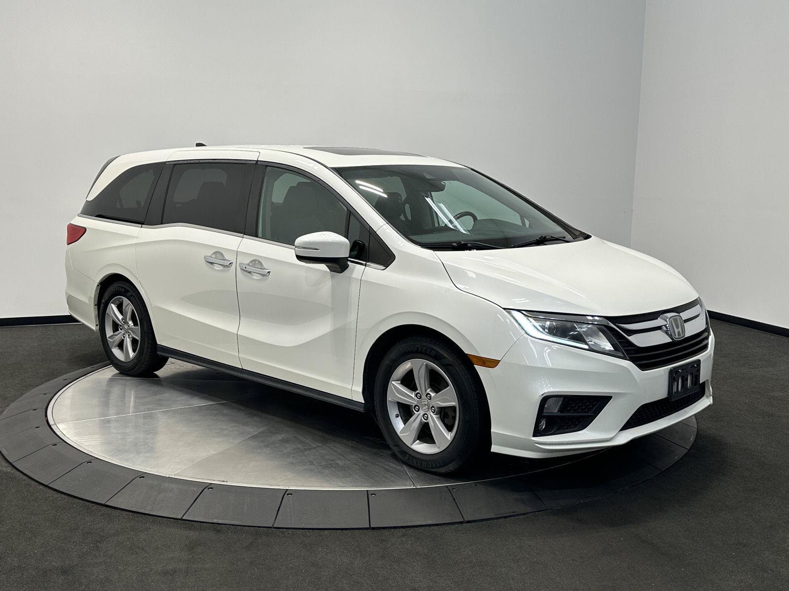 Used 2019 Honda Odyssey EX-L image 2