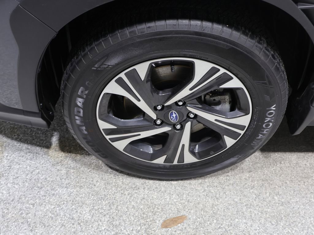 Used 2024 Subaru Crosstrek 2.0i Premium AWD/4WD image 9