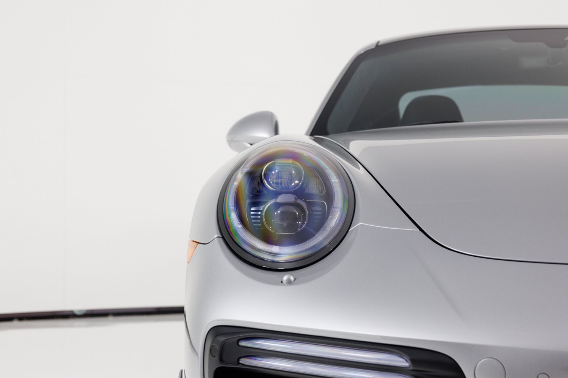 Used 2017 Porsche 911 Turbo S AWD/4WD image 60