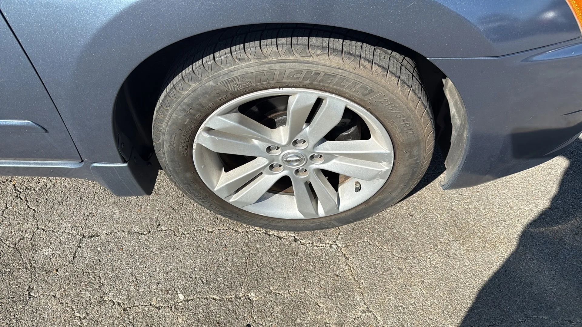 Used 2012 Nissan Altima 3.5 SR w/ Sport Pkg image 27