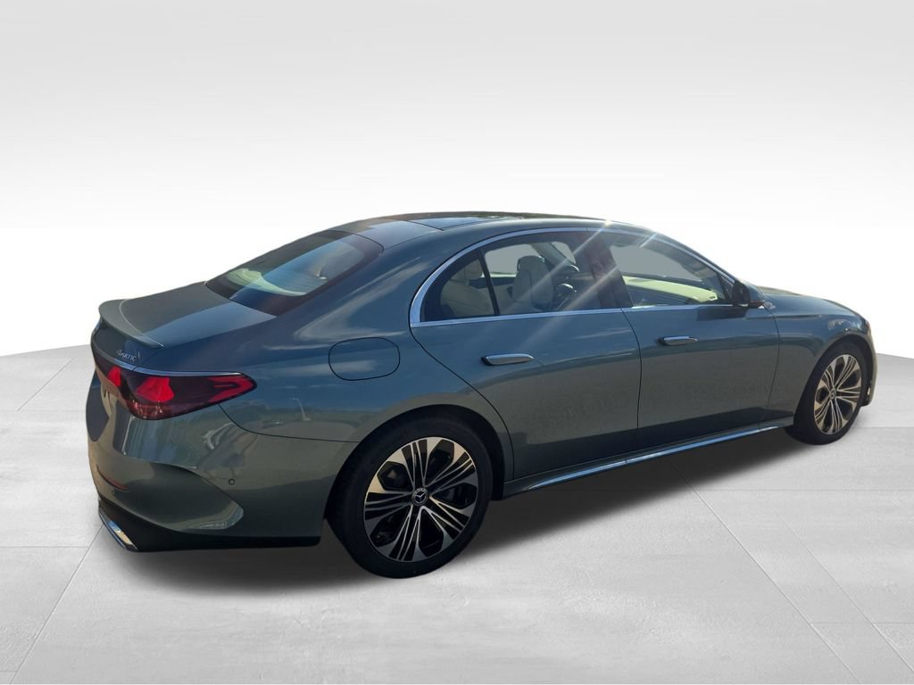 New 2026 Mercedes-Benz E 350 4MATIC Sedan image 5