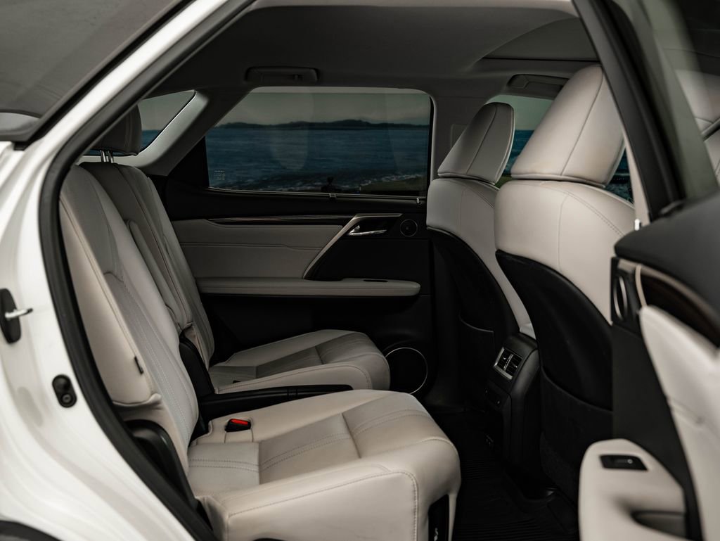 Used 2022 Lexus RX 450hL Luxury w/ Cold Area Package (CT) image 44