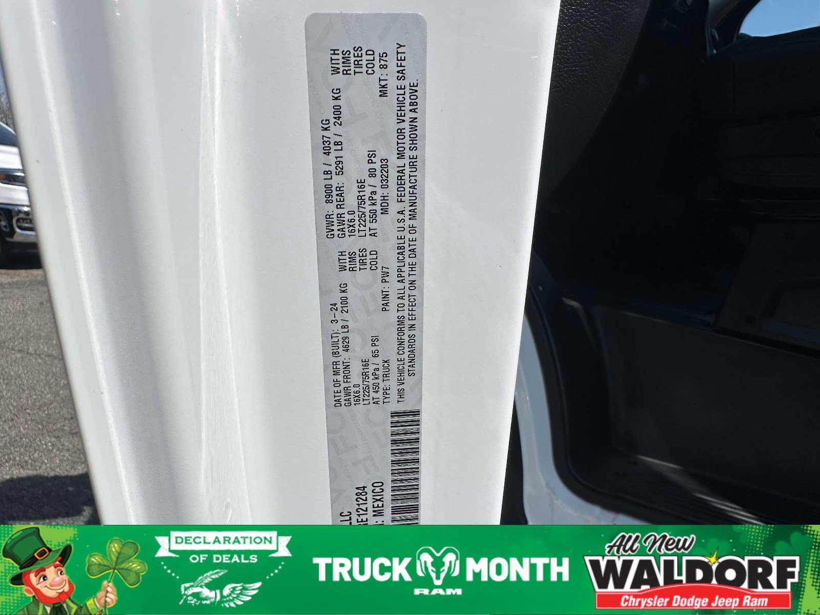 Used 2024 RAM ProMaster 2500 w/ Convenience Group image 30