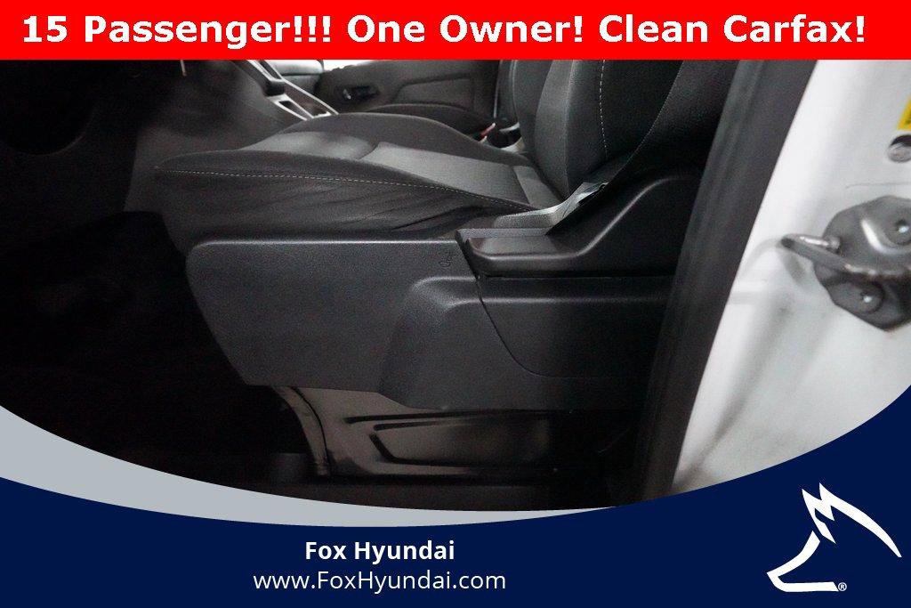 Used 2023 Ford Transit 350 XLT image 29