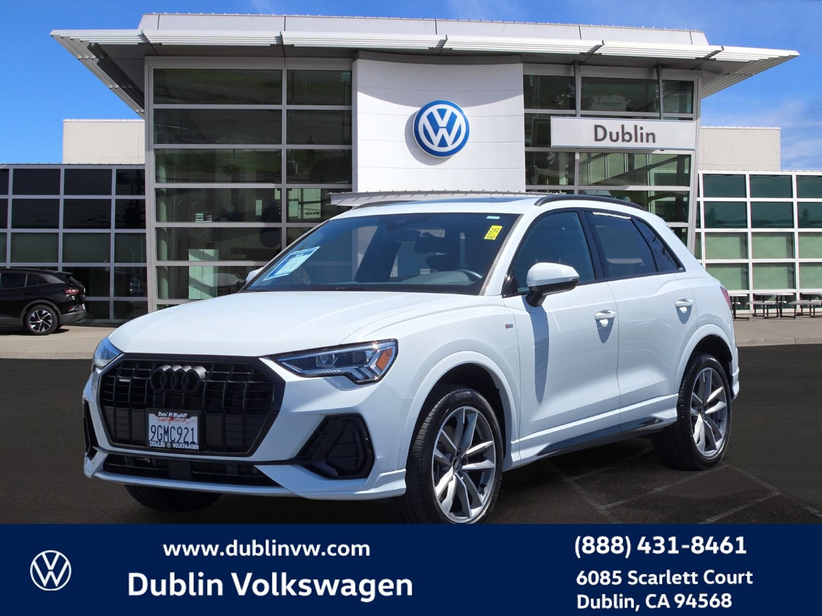 Used 2023 Audi Q3 2.0T Premium w/ Black Optic Sport Package AWD/4WD image 8