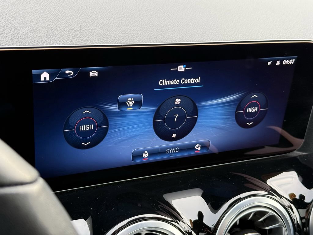 Certified 2025 Mercedes-Benz GLA 250 4MATIC image 27