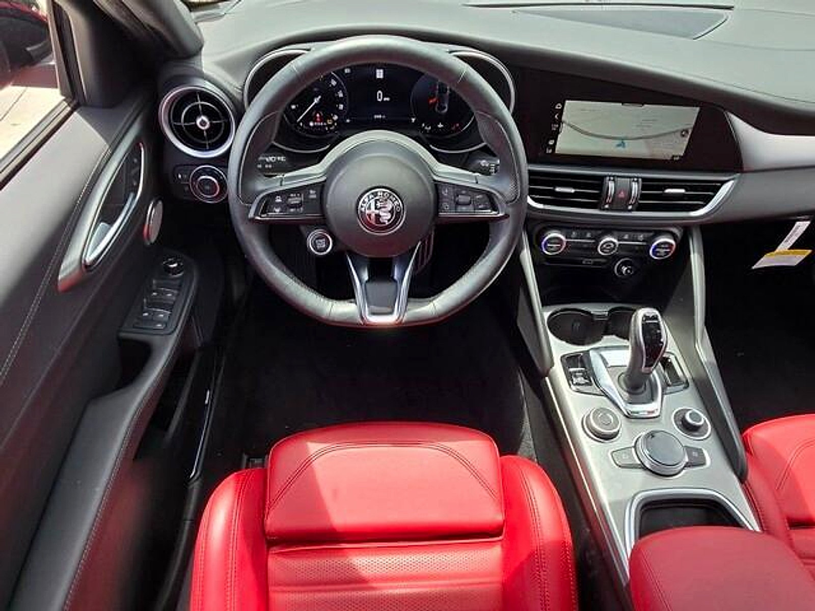 New 2025 Alfa Romeo Giulia RWD image 7