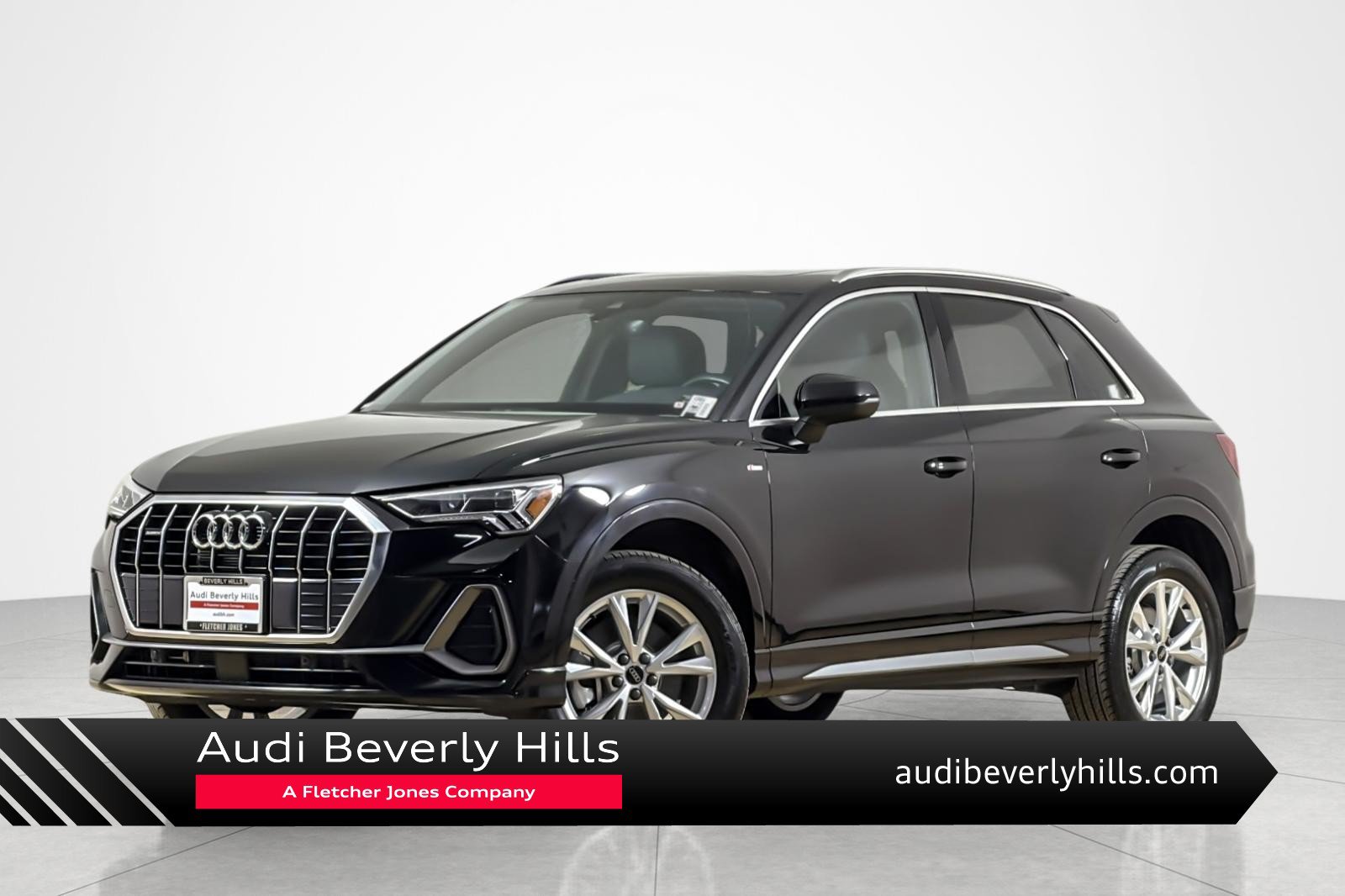 Used 2023 Audi Q3 2.0T Premium w/ Convenience Package AWD/4WD image 1