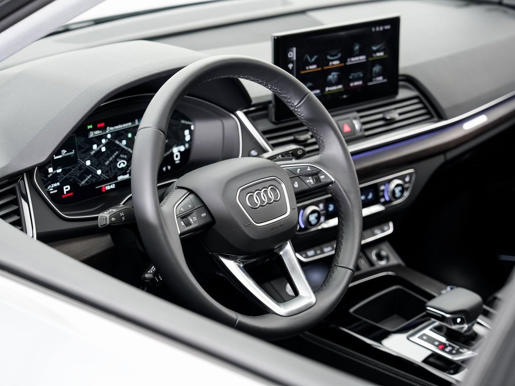 Certified 2025 Audi Q5 2.0T Premium Plus w/ Premium Plus Package image 9
