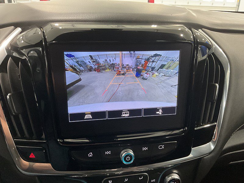 Used 2023 Chevrolet Traverse LT AWD/4WD image 14