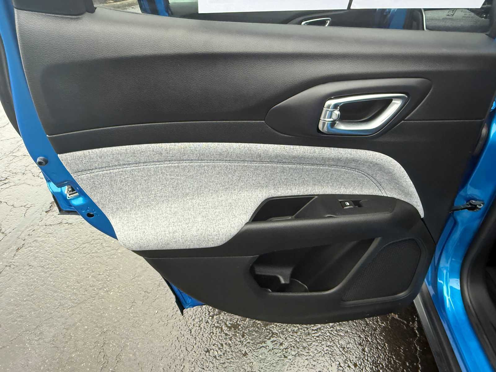 Used 2022 Jeep Compass Latitude w/ Convenience Group image 16