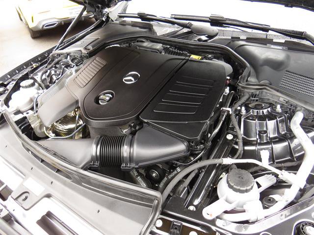 Used 2025 Mercedes-Benz C 300 4MATIC Sedan image 7