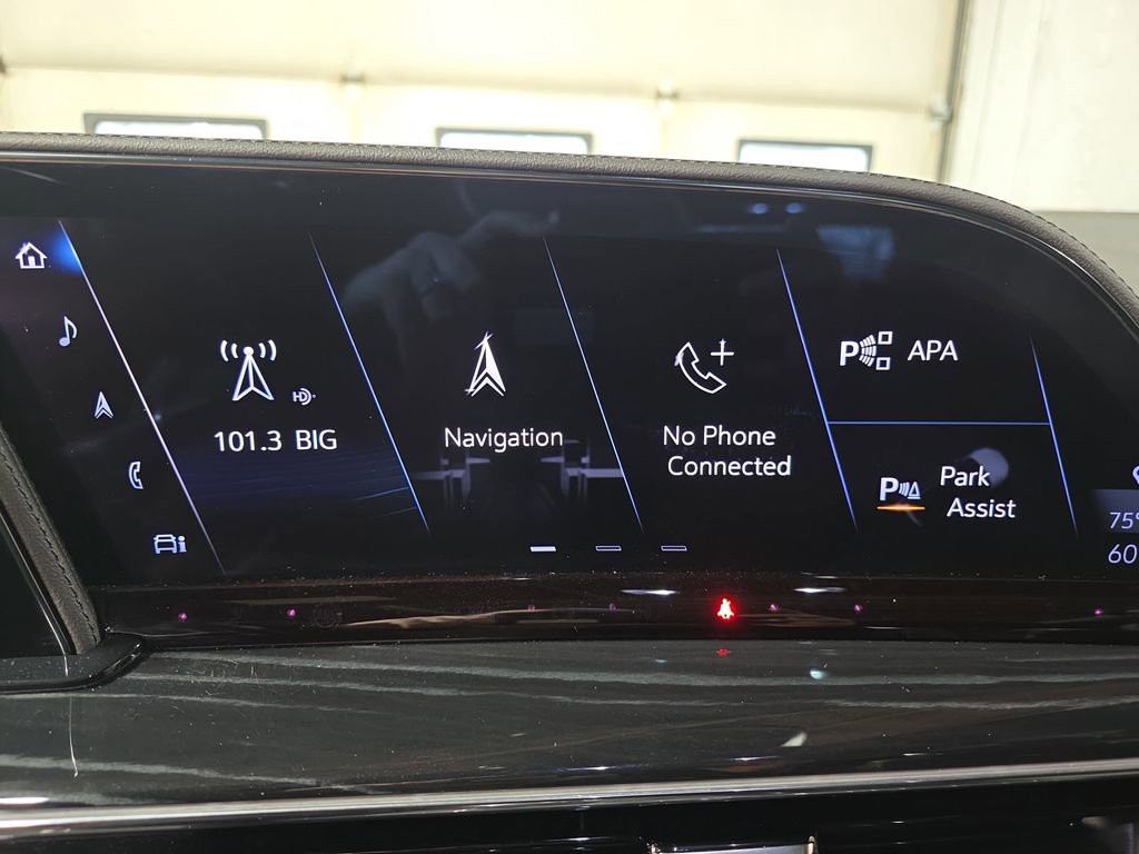 Used 2024 Cadillac Escalade Sport w/ LPO, ONYX Package image 25