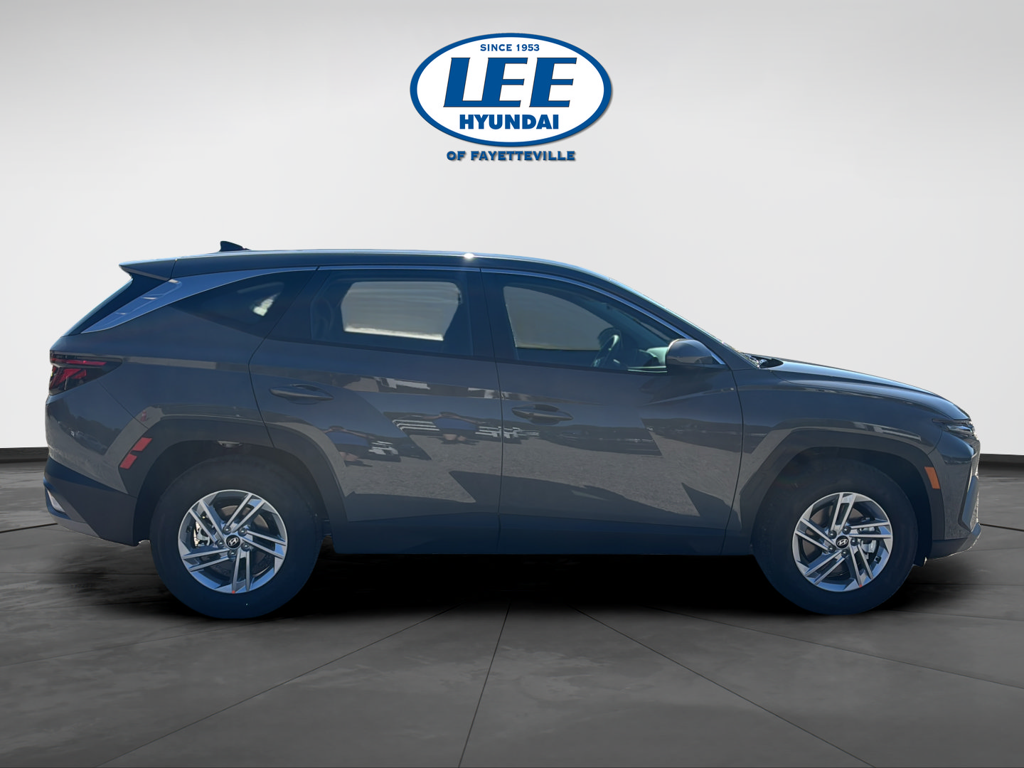 New 2026 Hyundai Tucson SE FWD image 2