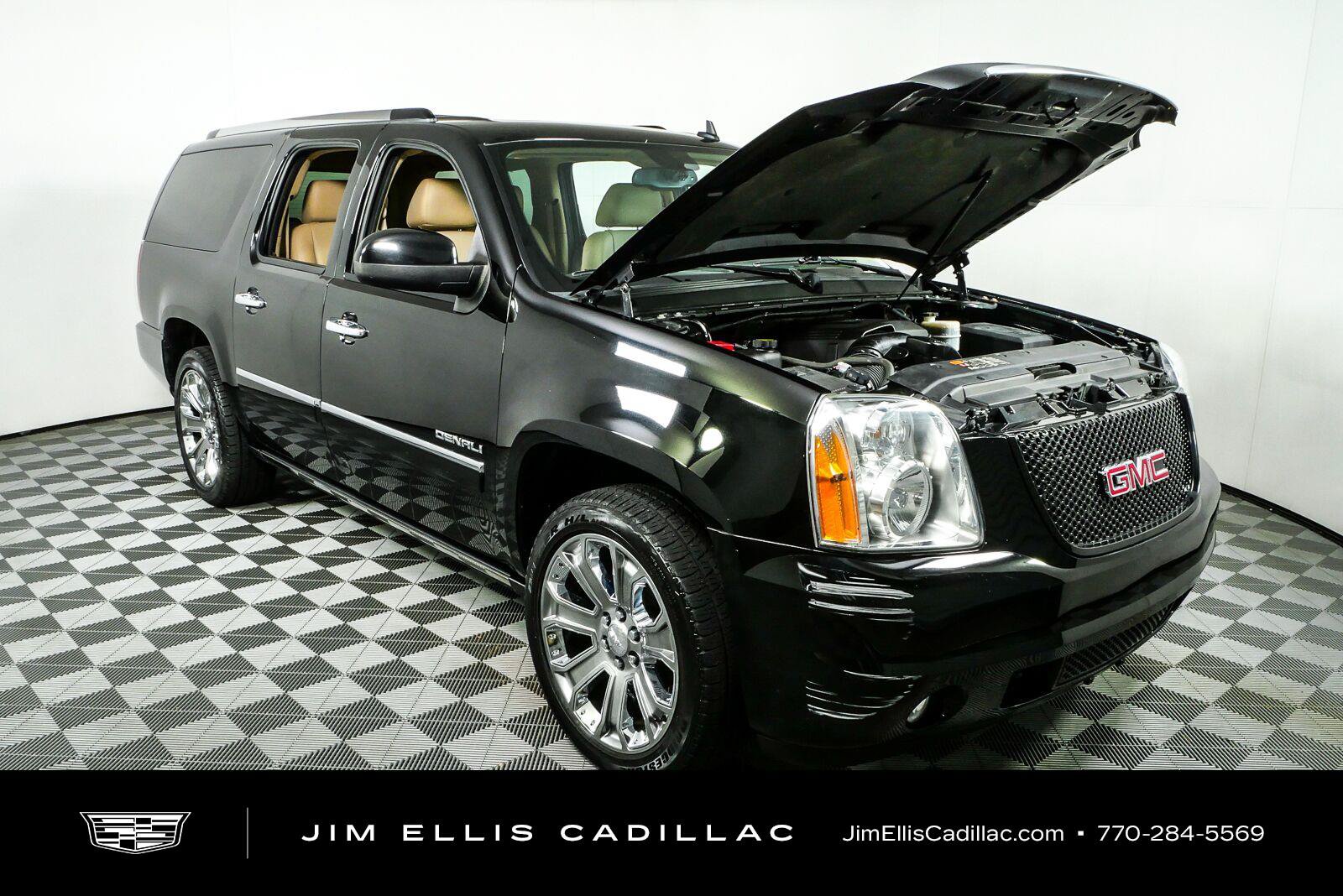Used 2014 GMC Yukon XL Denali RWD image 35