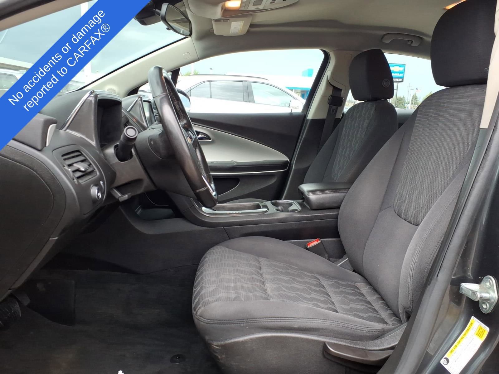 Used 2014 Chevrolet Volt FWD image 18