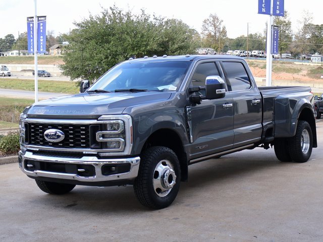 Used 2024 Ford F350 Lariat w/ Lariat Ultimate Package image 8