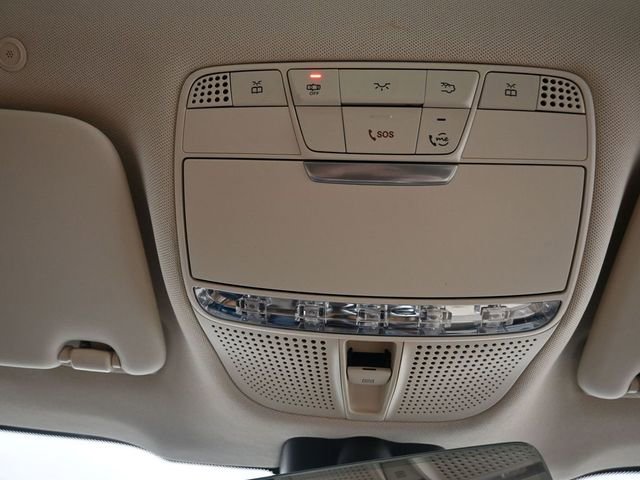 Used 2021 Mercedes-Benz GLC 300 4MATIC image 20