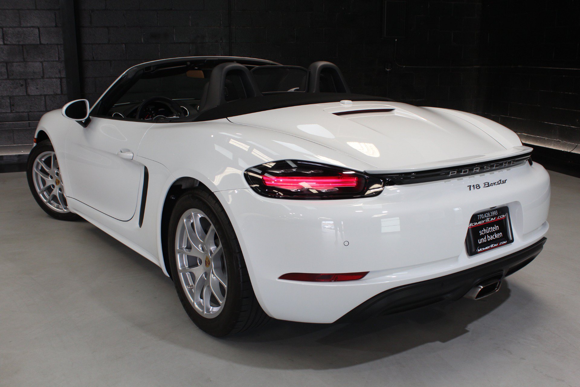Used 2021 Porsche 718 Boxster w/ Premium Package RWD image 22