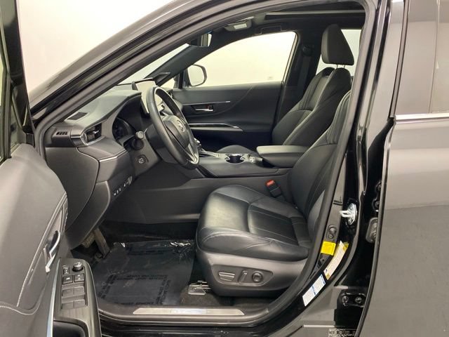 Used 2021 Toyota Venza Limited w/ Advanced Technology Package AWD/4WD image 12