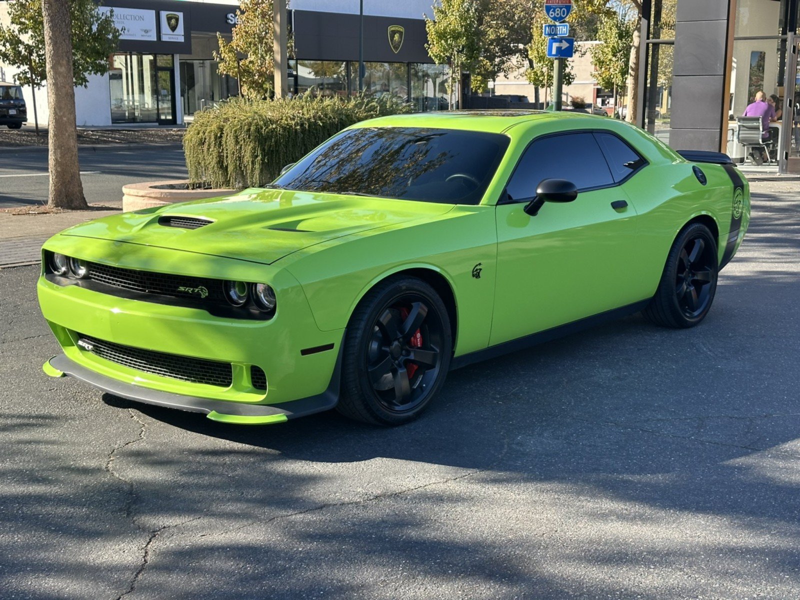Used 2015 Dodge Challenger SRT Hellcat RWD image 3
