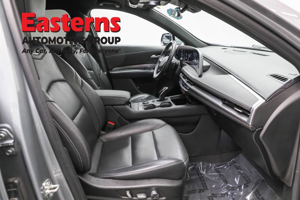Used 2024 Cadillac XT4 Premium Luxury AWD/4WD image 26