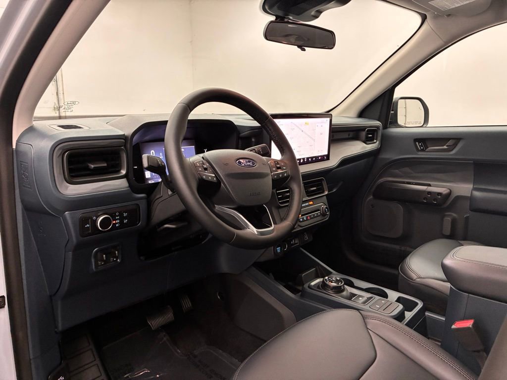 New 2025 Ford Maverick Lariat w/ Black Appearance Package image 17