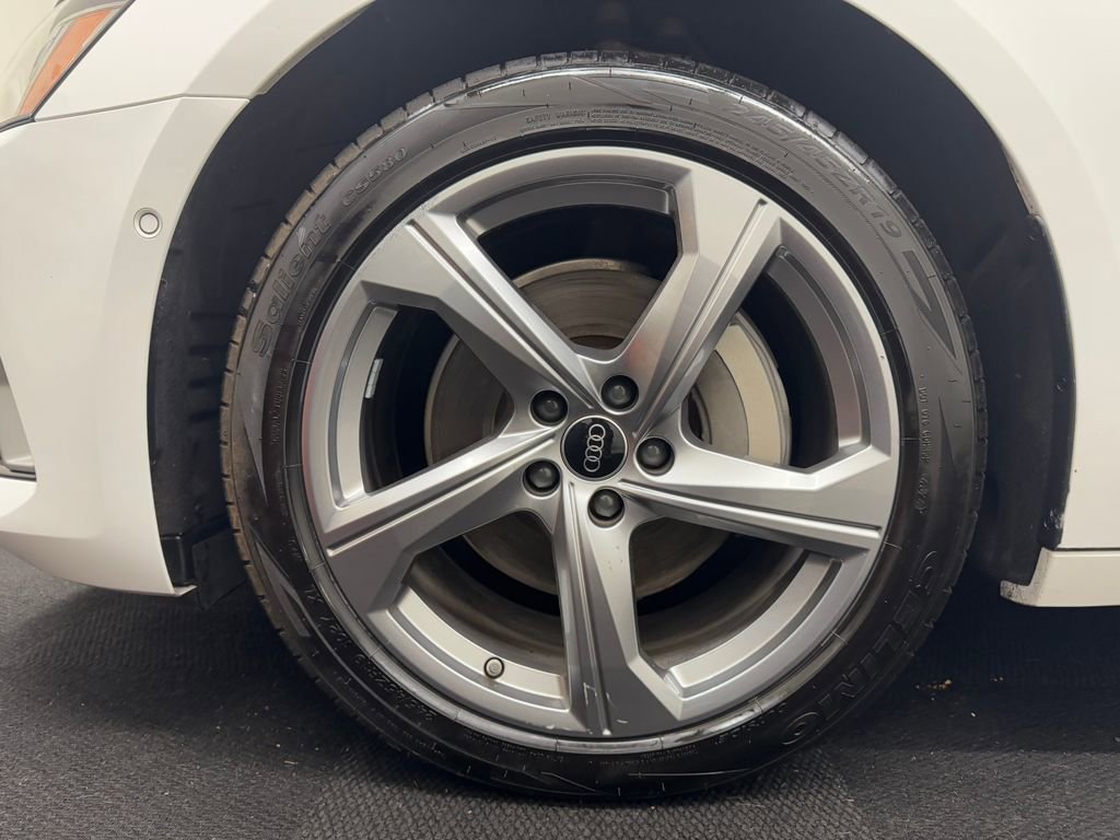 Used 2024 Audi A6 Premium Plus image 12