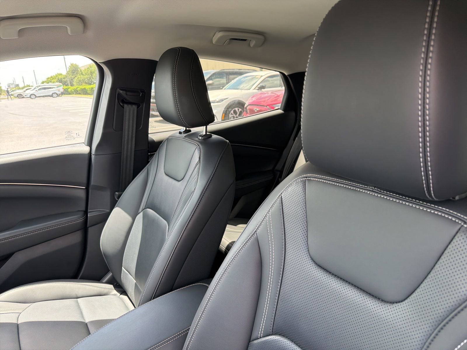 Certified 2025 Ford Mustang Mach-E Premium image 22