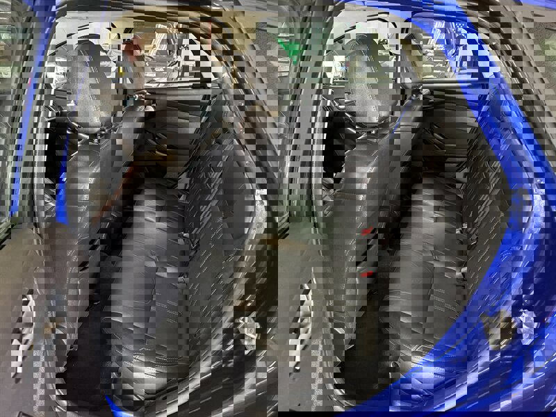 Used 2013 Ford Focus Titanium w/ Luxury Pkg image 20