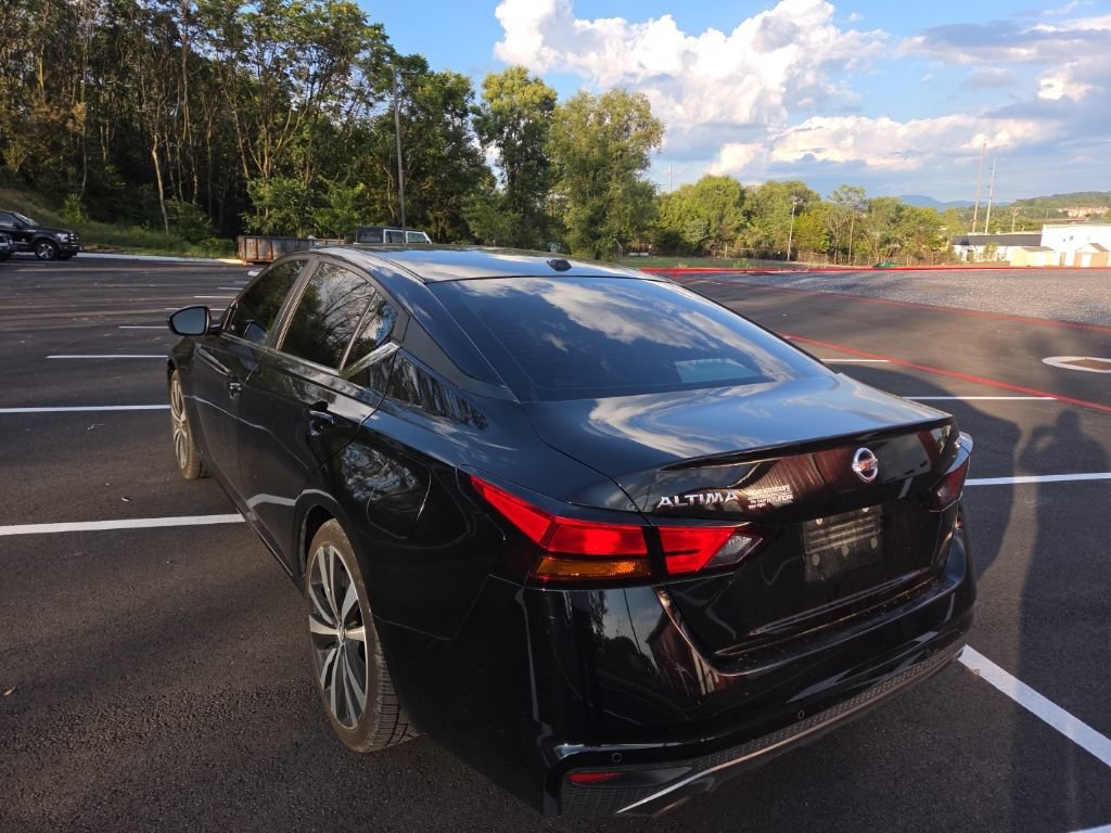 Used 2020 Nissan Altima 2.5 SR FWD image 7