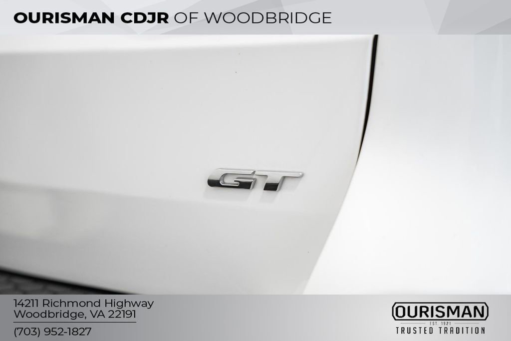 Used 2025 Dodge Durango GT image 9