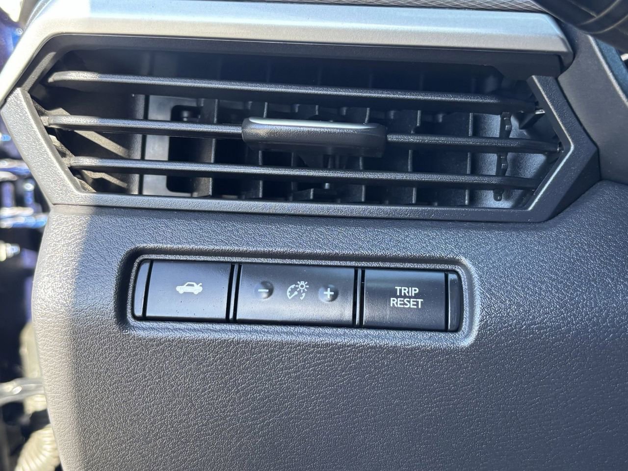 Certified 2023 Nissan Altima 2.5 SR image 34