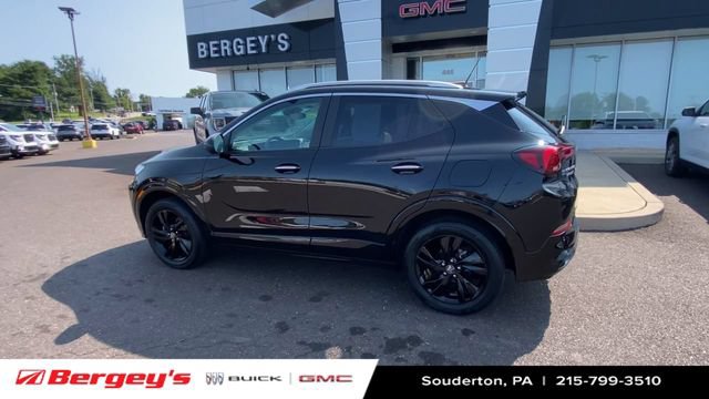 Certified 2024 Buick Encore GX Sport Touring w/ Advanced Technology Package AWD/4WD image 8