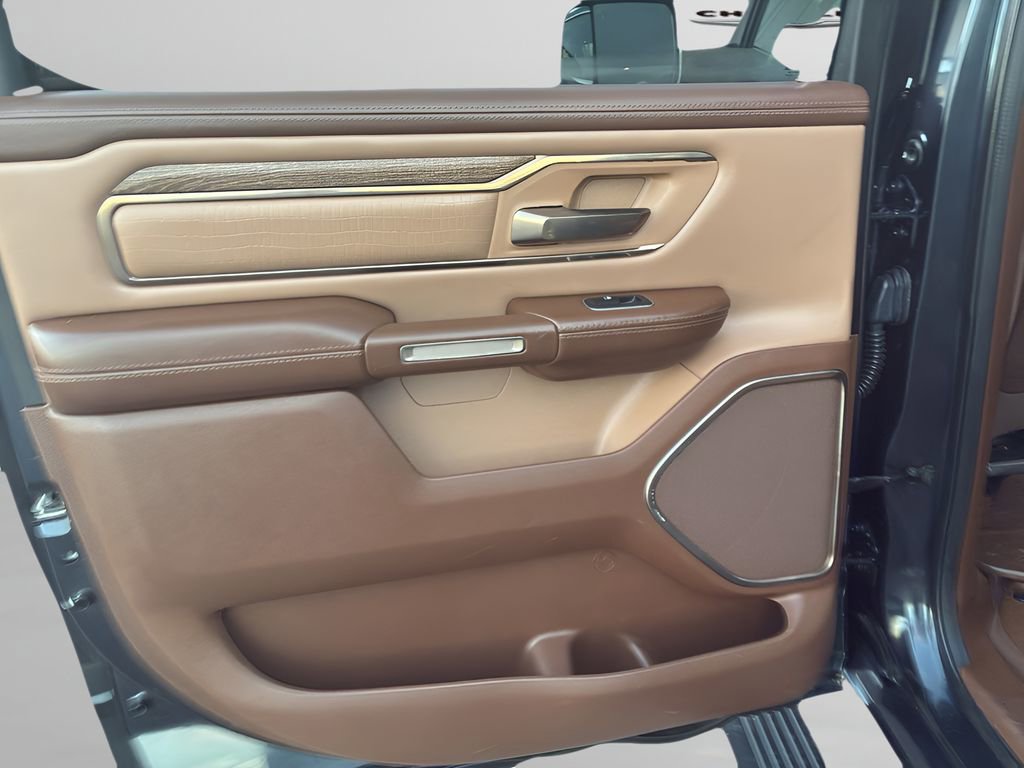 Used 2019 RAM 1500 Laramie Longhorn image 12